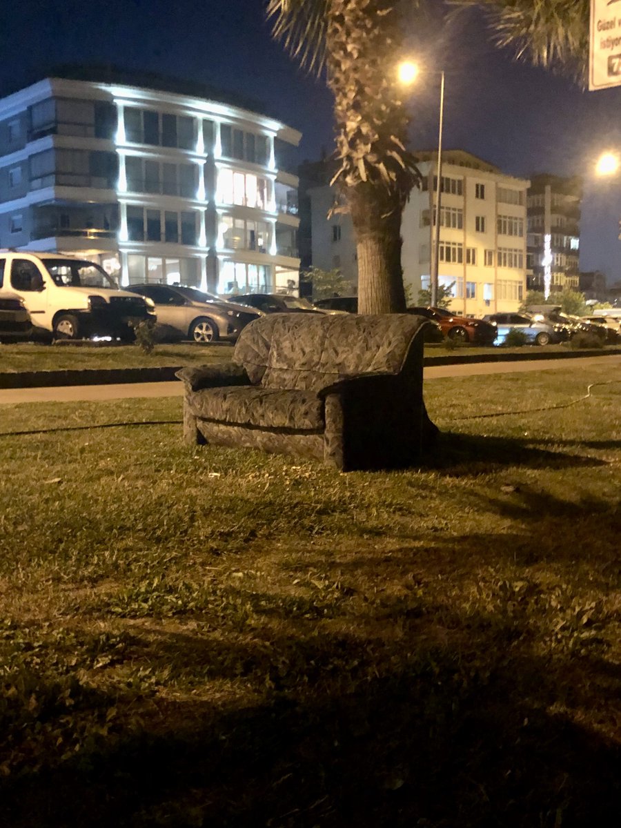 luickyy's tweet image. Sen de gel kanka yabancılık çekmezsin