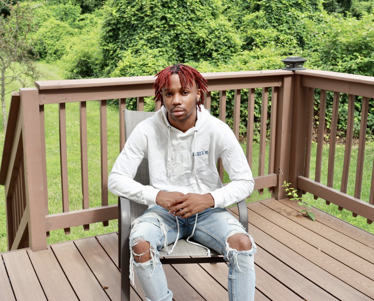 #WhosWhoOfSU
- Tristan (Tris) 
- Mass Comm Major
- Su25🐆
- PG County, Maryland 
- Always open for some new friends 👌🏾