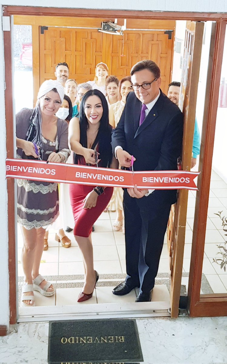 SuraIgor's tweet photo. #INAUGURACIÓN de las nuevas oficinas del Despacho Legal, Contable e Inmobiliario Melchor Villegas &amp; Asociados.
Agradezco a la Dra. Mery Villmelgar, por confiar en mí y por dejarme ser parte de esté gran equipo multidisciplinario, enhorabuena❗❤🙂🙏👏👏👏 https://t.co/ZacEKpMN6z