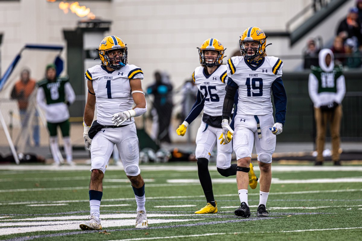Augustana Football tweet media