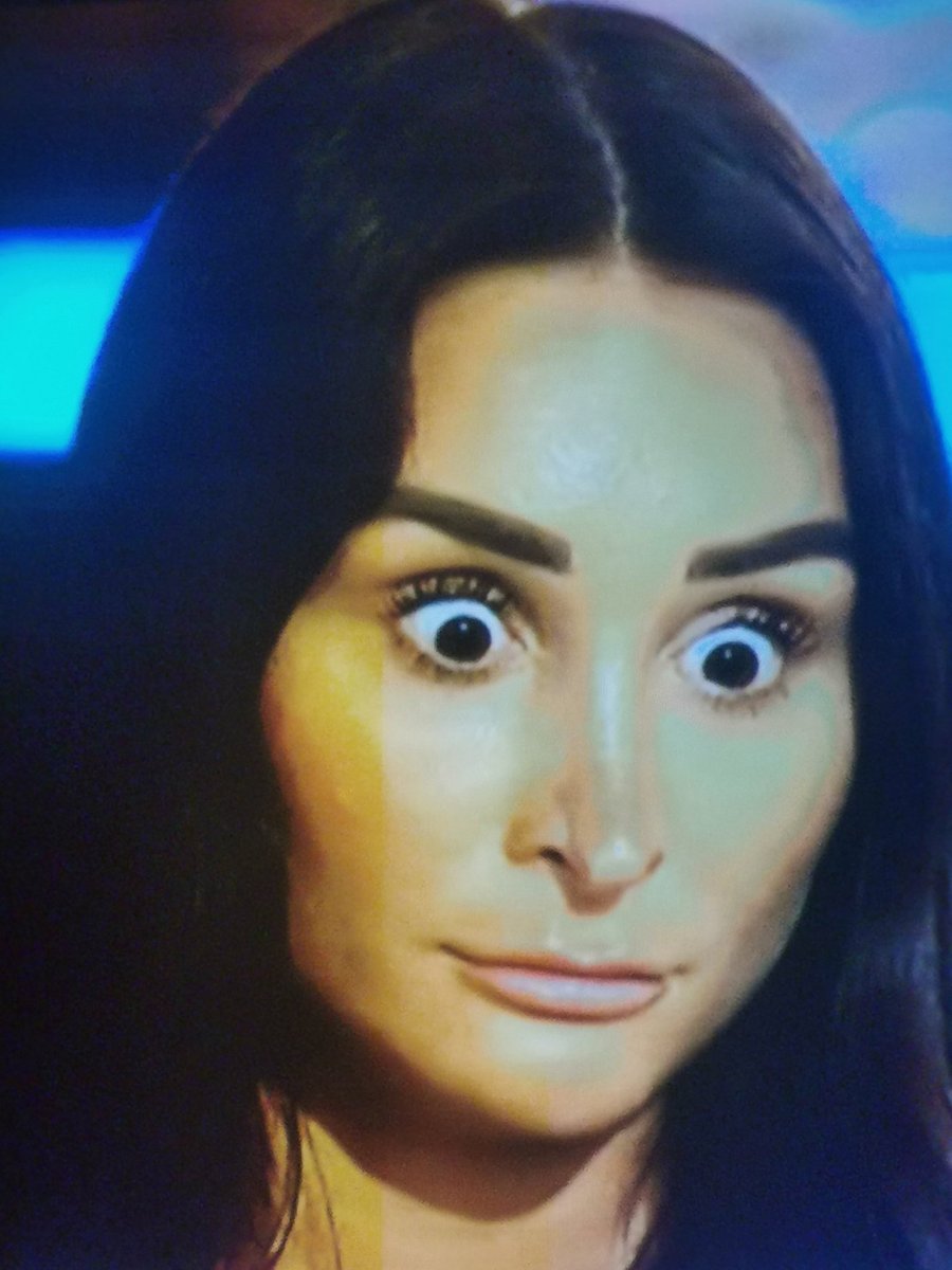l0v3isl4nd's tweet photo. I'M PISSING MYSELF AT THESE REACTIONS #LoveIsland https://t.co/l7xvxnLzW3