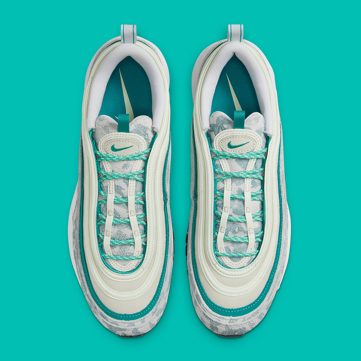 houseofheat's tweet photo. Nike Applies Teal Green Camo to the Air Max 97 🌊

MORE HERE: https://t.co/TwLLp6niS0 https://t.co/cdyQGFy0eh