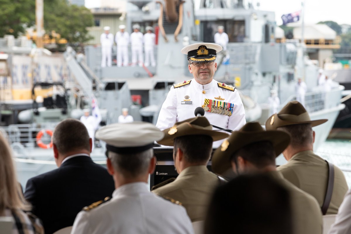 COMAUSFLT's tweet photo. #HMASArarat has been decommissioned in Darwin following 16 years of high tempo service. Thank you to all who have served in Ararat, your efforts have contributed to our national interests, protecting 🇦🇺 borders and offshore maritime interests in #OpResolute. #WorkingNavy #AusNavy https://t.co/tor4K3uhu4