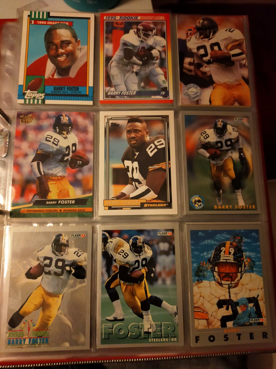 Part of my Barry collection #barryfoster @Steelersdepot @steelers @CowherCBS #HereWeGo #whatcouldhavebeen @1947Steelers @VintageSteelers @steelcitystar @SteelUK @kengfunk @CardsSteelers @ToppsGallery