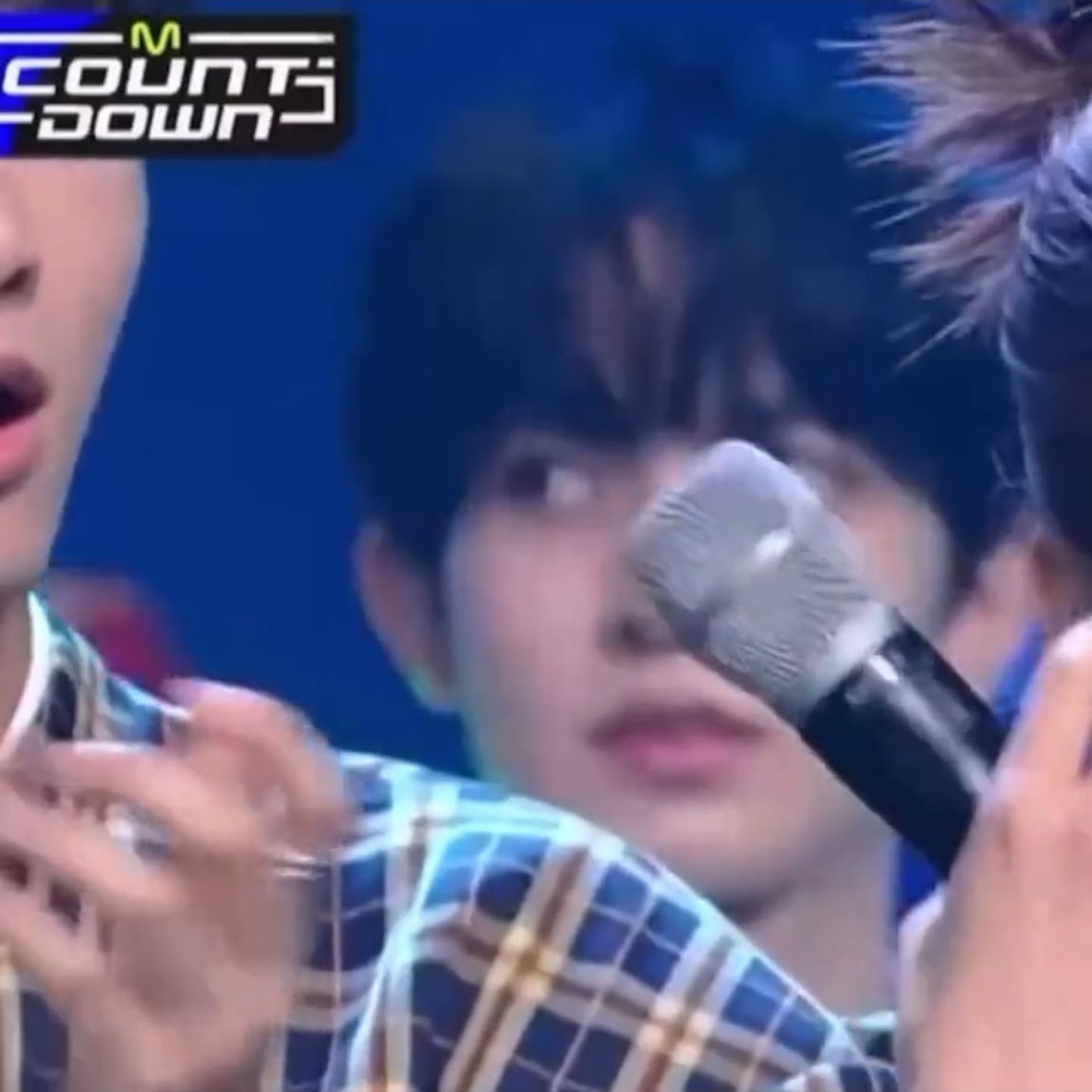 자수정 tweet media