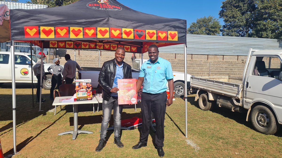 LloydMungoni's tweet photo. Day 1 07/07/22
The Edutainer OnSet🎙
Beitbridge Business Expo
#Beitbridge24/7 https://t.co/J8mjipESWU