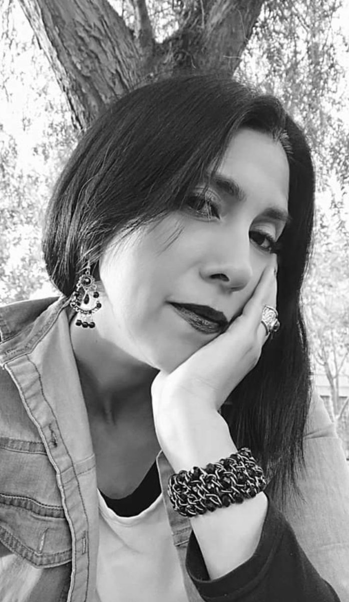 GabyEsc08705145's tweet photo. La del Recuerdo.....
#buenasnochesatodos #tansimple https://t.co/6UeVPc0pxZ