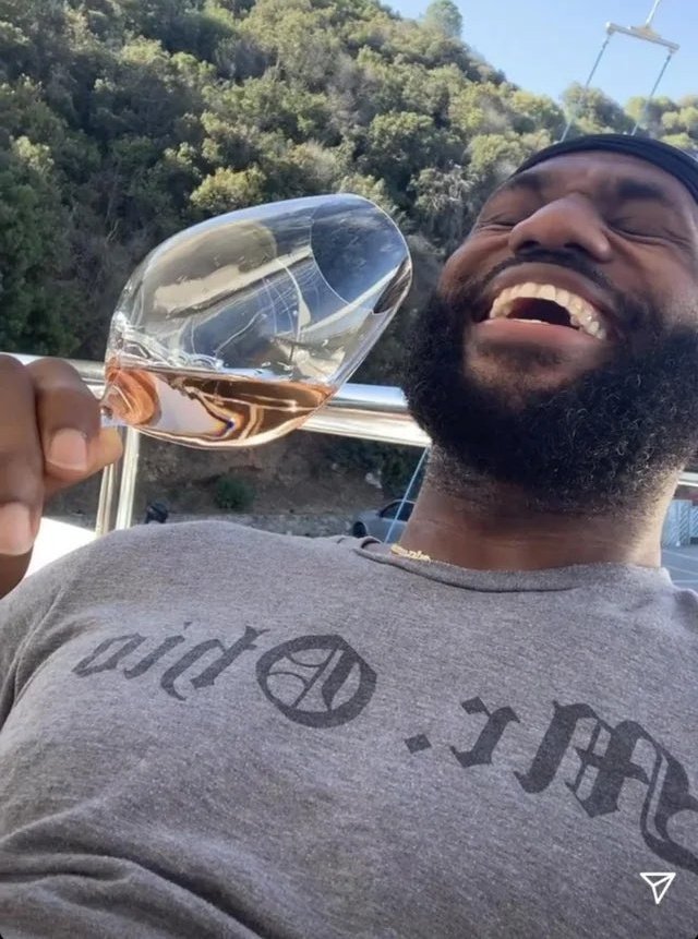 yungdialectics's tweet photo. Tasha cussing out the Casa Amor girls is the most I've liked her this whole time, now let's break some noses girl! #LoveIsland https://t.co/IJNpGhW4YF