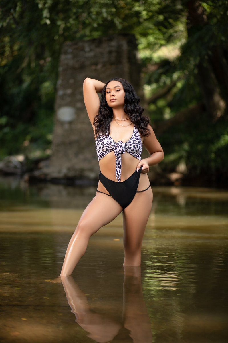 Hello July 📅 😍🔥
📸 Marc Connor

Thank you to everyone who has supported us and bought a calendar. Every purchase and donation has greatly helped us and we appreciate you! Calendars are still available!
HunniesCheerleaders.com/shop
#swimsuits #bikinis #models #bathingsuits #calendar