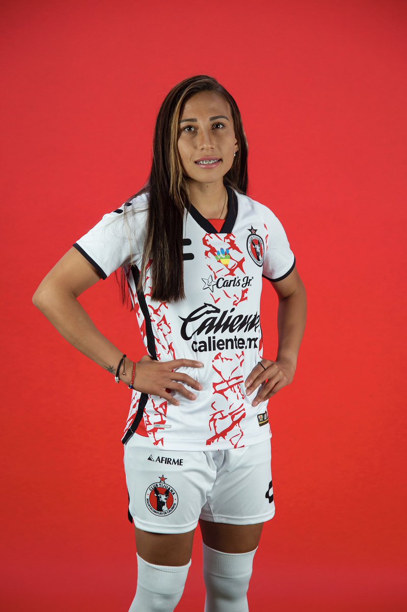 VaneSanchez_20's tweet photo. Lista para este comienzo ⌛️@XolosFemenil #perrisimas #perroamor https://t.co/f29dXY5LQQ