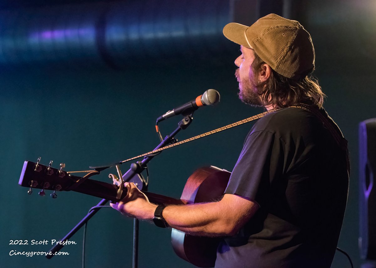 cincygroove's tweet photo. Jordan Smart, 7/6/22, Southgate House Revival, Newport, KY
 https://t.co/F9nJCyKgwP @SGHRevival #southgatehouserevival #jordansmart #cincygroove https://t.co/JqlZ08Y7oZ