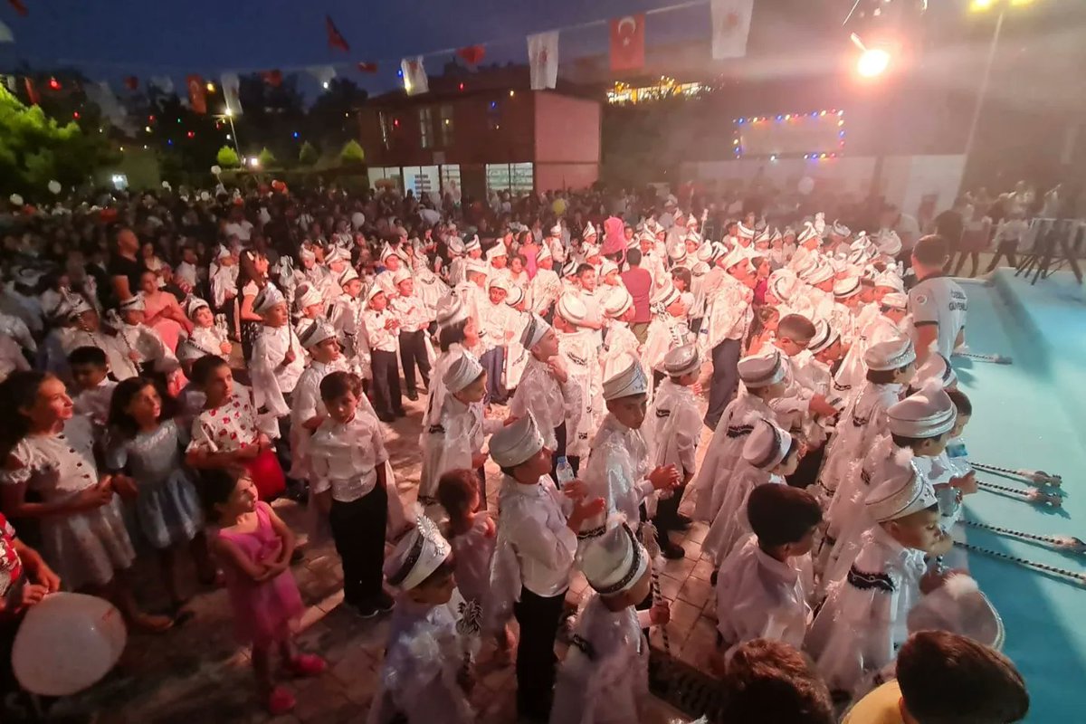 732 çocuğumuzun sünnet şölenini yaptık.

Belediye Sağlık Merkezimizin uzman doktorları tarafından bayram sonrası sünnetlerini yapacağız.