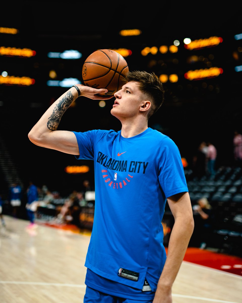okcthunder's tweet photo. all set ⚡️🫡 https://t.co/nn1ytXQ84U