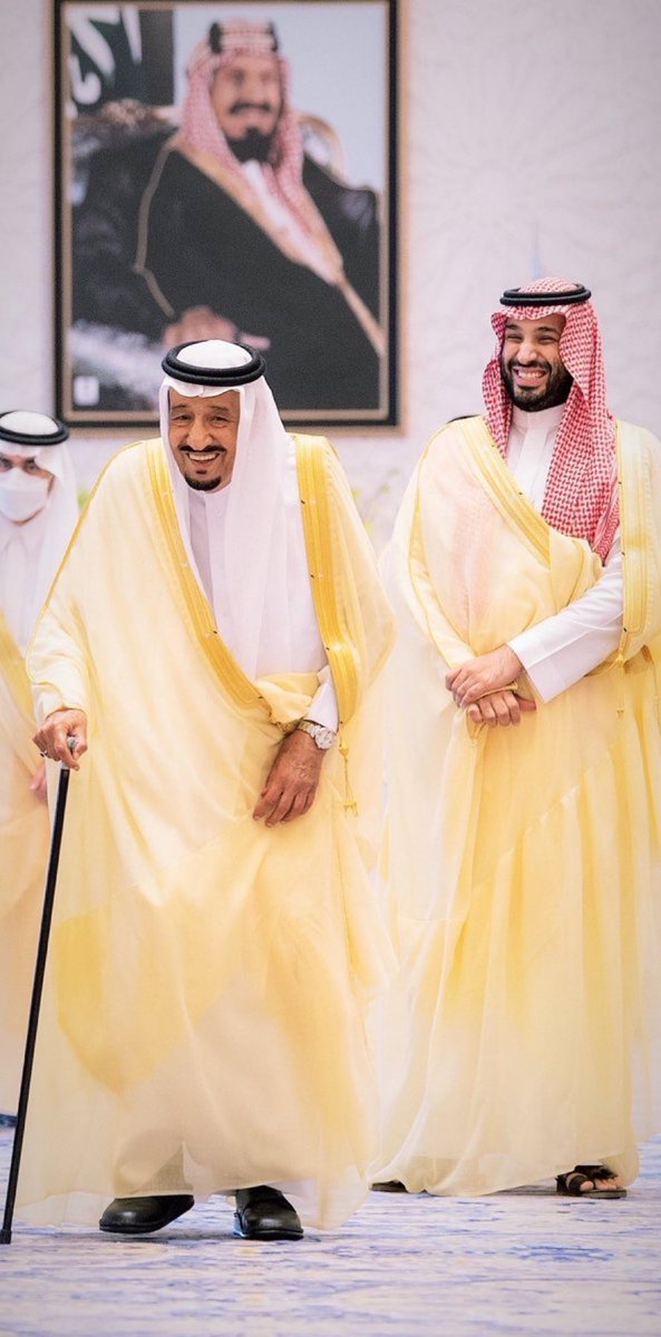 اللهم اجز قائدنا ووالدنا #خادم_الحرمين_الشريفين وسمو #ولي_العهد الأمين الأمير #محمد_بن_سلمان خير الجزاء، وألبسهما لباس الصحة والعافية، وأيّدهما بتأييدك، ووفقهما بتوفيقك، واكتب لهم أجر كل ما يقدمونه للمواطنين والمقيمين في هذا الوطن الغالي