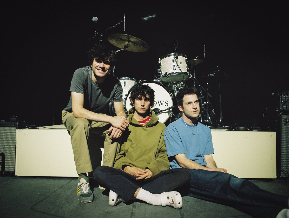 wallowsmusic's tweet photo. tonight is the last night of this run of tour. we truly can’t believe it. let’s end it on a high note, houston 🤝🌧🥵 https://t.co/aFXV3ZQTLj