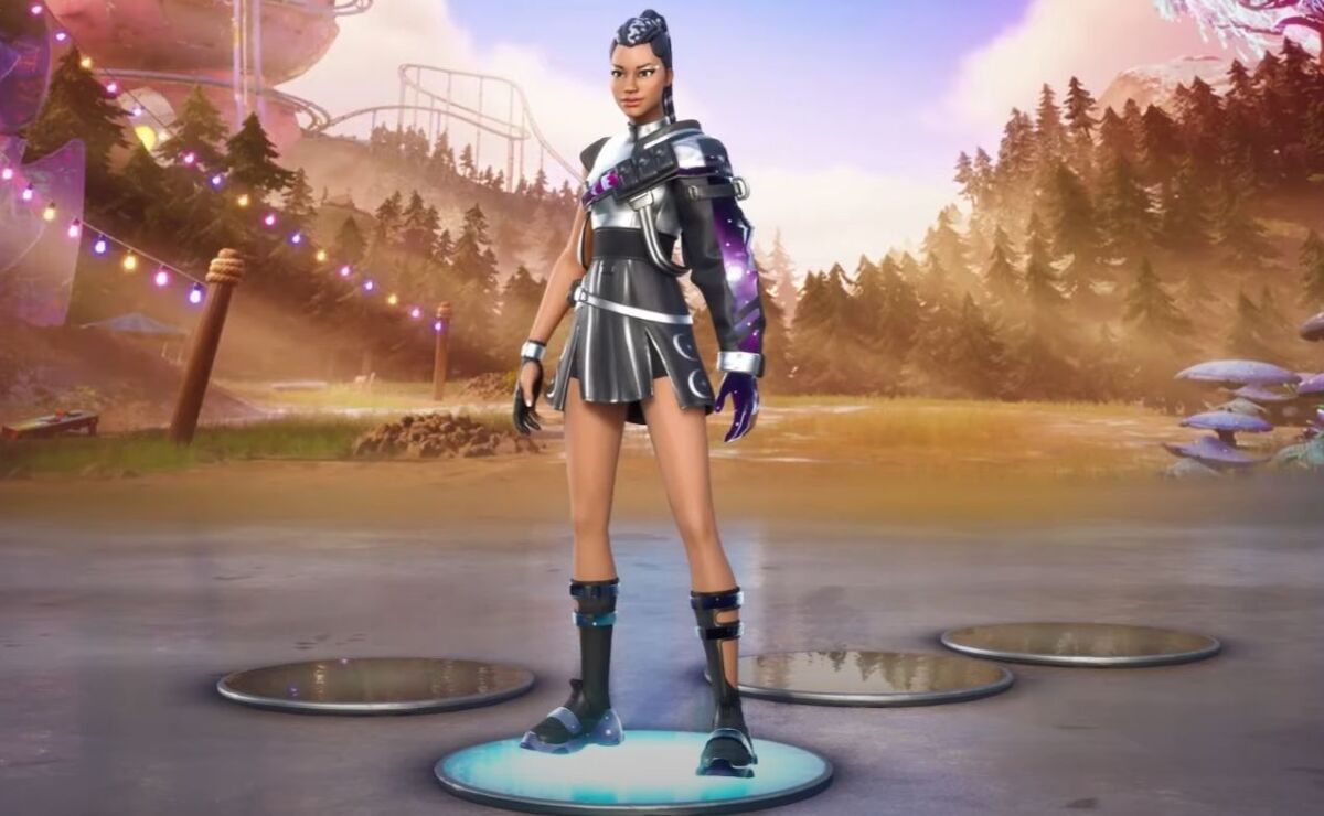 ThisIsITalk's tweet image. Khari is a great skin, but it needs more galaxy trim on her. She definitely doesn&apos;t scream galaxy to me personally. I&apos;m not asking for an entire body galaxy thing, I just thing there could be more galaxy on the clothing.