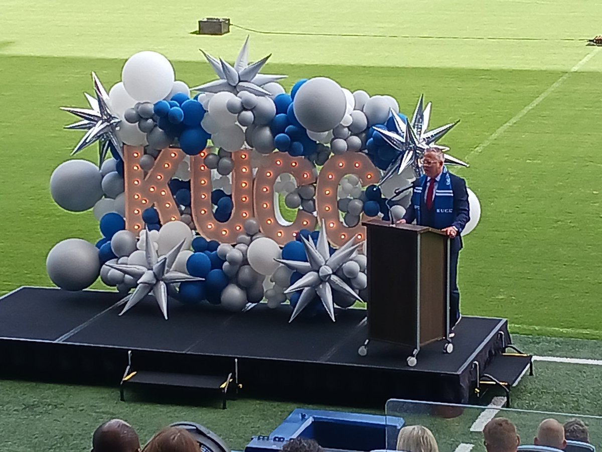 mcschuette's tweet image. Celebrating #KUCancerCenter @cmpark receiving Comprehensive Status today with @theNCI.  Thanks @nate_bukaty for a great introductory speech