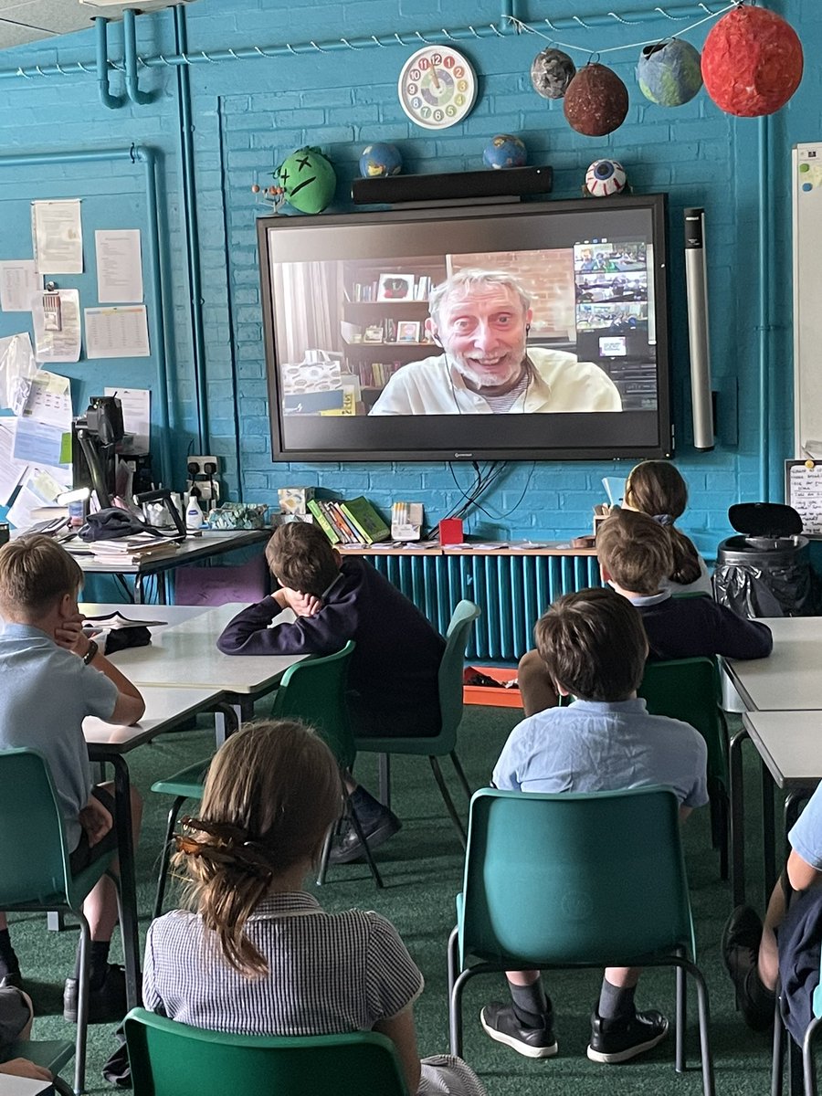PendockPrimary's tweet photo. We love @MichaelRosenYes Thank you @LedburyPoetry for organising our sessions today! We loved hearing him recite his poems and enjoyed joining in #poetry #localevents #support #reallifeexperiences #enhancingcurriculum #Englishlanguage @CofEWorcEduTeam https://t.co/SZpxVYyZZa