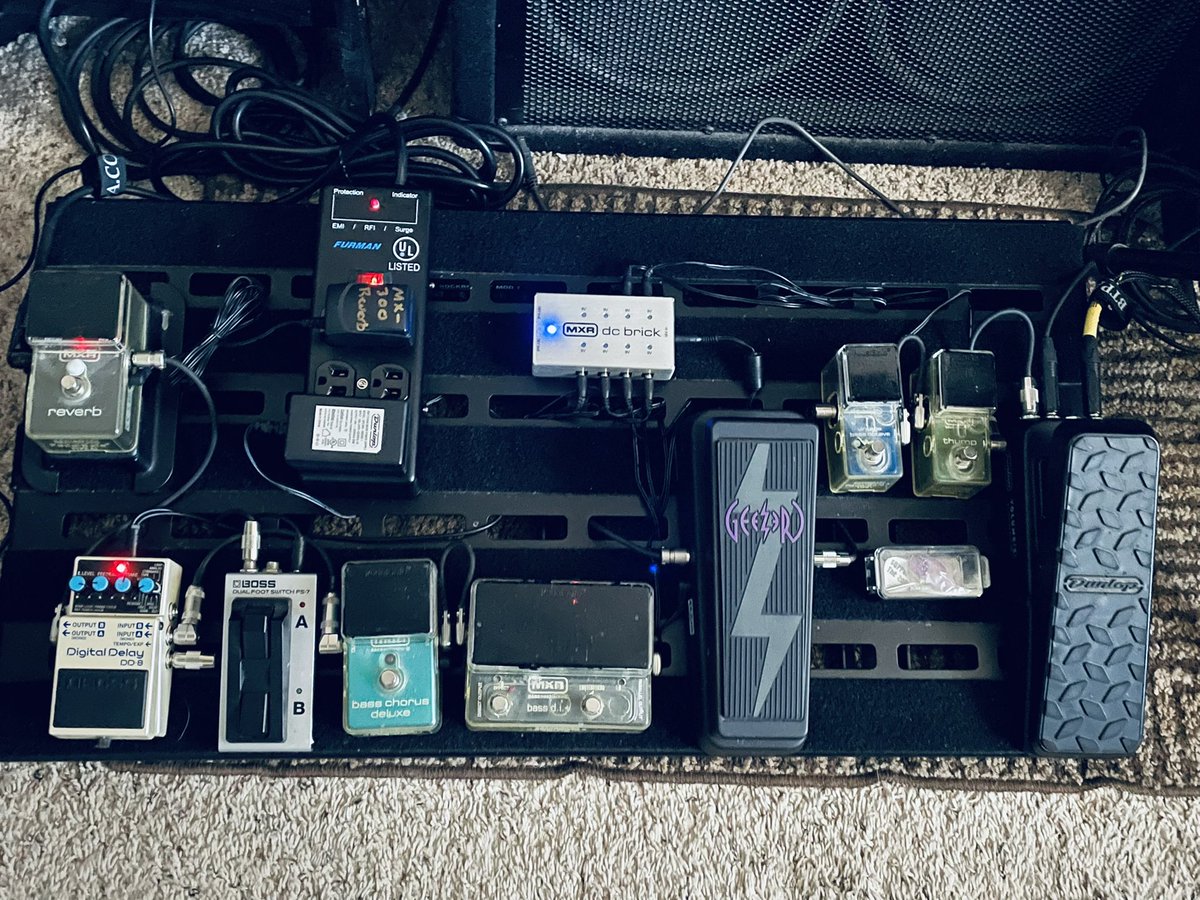 alexgonbass's tweet photo. @FurmanPower Furman has provided clean power to my rack unit through the Merit Series M8D for many years and still continues to do so. Now my pedalboard is getting clean power https://t.co/aVFVE5cgSH