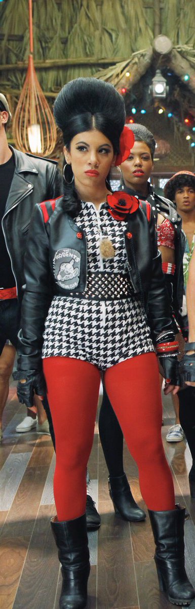 eolhceB143's tweet photo. CheeChee is such a badass! 🥰🙌
#chrissiefit #CheeChee #TeenBeachMovie https://t.co/nyxxQ3l5cJ