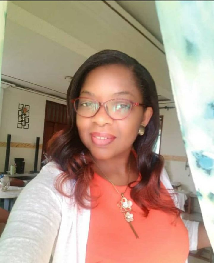 RMengada's tweet photo. #Annive #birthdaycake🎂
Un an de plus, c'est une grâce🪔 ! Je célèbre en bénissant le Seigneur pour le don de la vie, et pour tout l'amour que vous me portez. Gloire à Dieu.🙏🏾Merci à vous. #HBD to me🥳🎂💃🏾 https://t.co/7ai0bgxv9g
