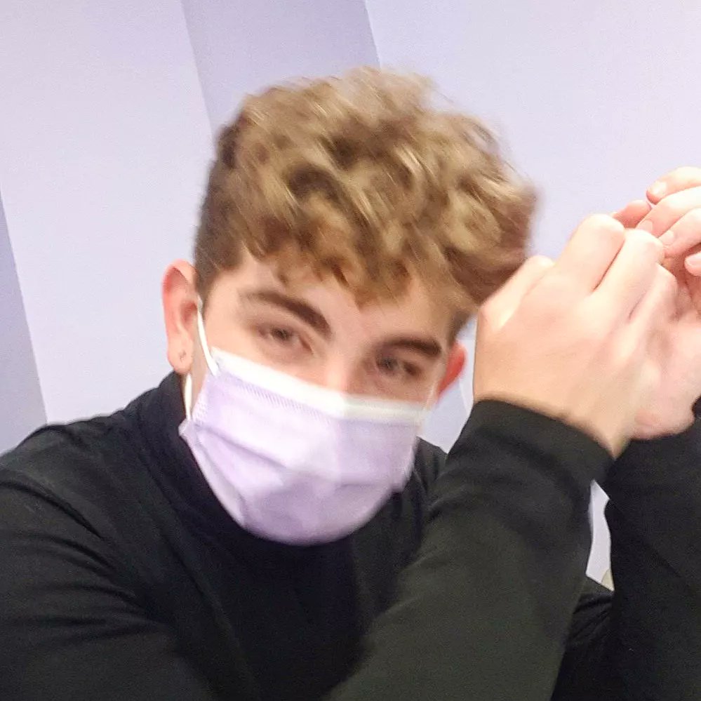 2Piegeur's tweet photo. J'ai les nudes de ce jeune adulte si vous voulez voir sa bite c'est 25rt et 50 rt pour son cul de passif il est gay et cherche des plans dans le 54 venez en dm si vous voulez avoir son snap ou insta  👅 https://t.co/4LVzxGeMoJ
