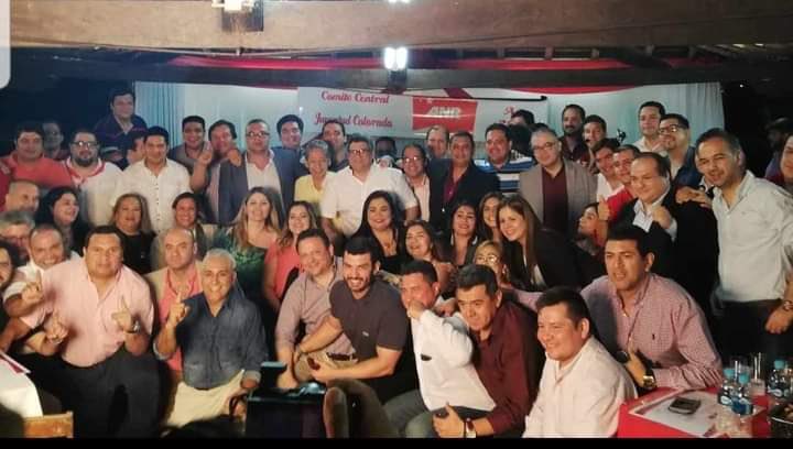 DerlisMaidanaPy's tweet photo. Un día como hoy, Paraguay vivió un fenómeno nunca visto en mucho tiempo. Más de 120 mil jóvenes colorados se movilizaron para elegir sus autoridades, de todos los rincones de la República, el ejército de jóvenes se levantó como un viento fuerte d esperanza y renovación para el Py https://t.co/k0OvtxiRyR