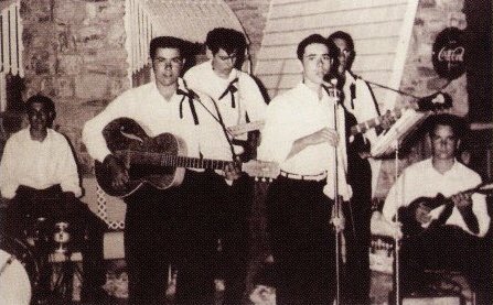Fifties_Music's tweet photo. Peto Marlow &amp; The Rhythm Kings
Rock &amp; Roll Beat
(US, 1957)
https://t.co/mqlCScX3MK
from Boppin’ by the Bayou: More Dynamite

Culled from the #SouthLouisiana tape vault of #JDMiller this track eventually saw release on #AceRecords in 2013. https://t.co/9fVCbiTjzb