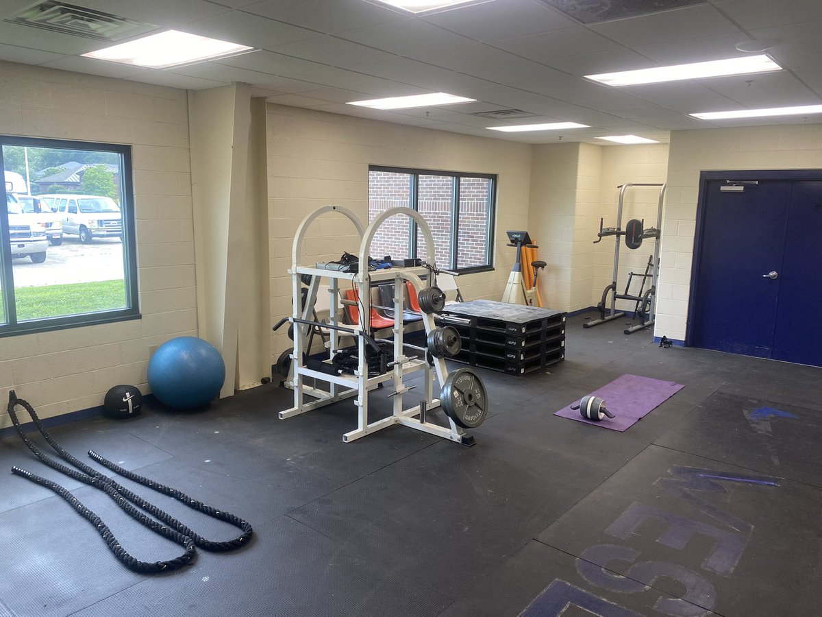 CoachWard22's tweet photo. We have the Weight Room cleaned up just waiting on our guys to arrive to start putting in the work!!! #TheWesleyWay https://t.co/dy47L7j271