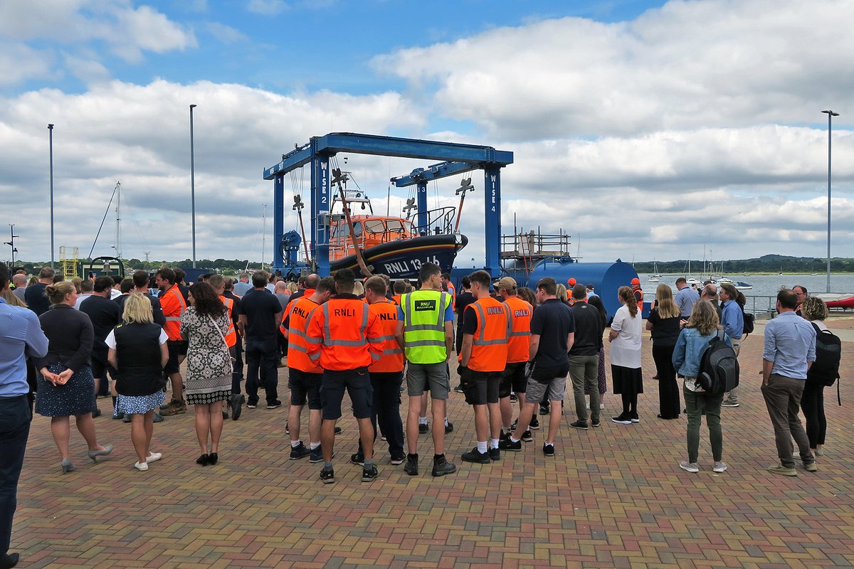 scullridge's tweet photo. Wells' newly built Shannon class lifeboat RNLB 13-46 'Duke of Edinburgh' is lifted into the water for the first time at the RNLI All Weather Lifeboat Centre in Poole 5/7/22 https://t.co/aFv1MTpdsJ