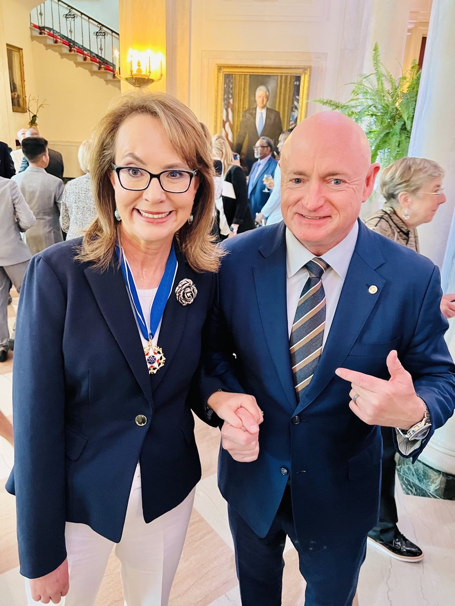 SenMarkKelly's tweet image. It was an enormous honor to watch @GabbyGiffords receive the Presidential Medal of Freedom today. Congratulations, Gabby, you continue to inspire us all.