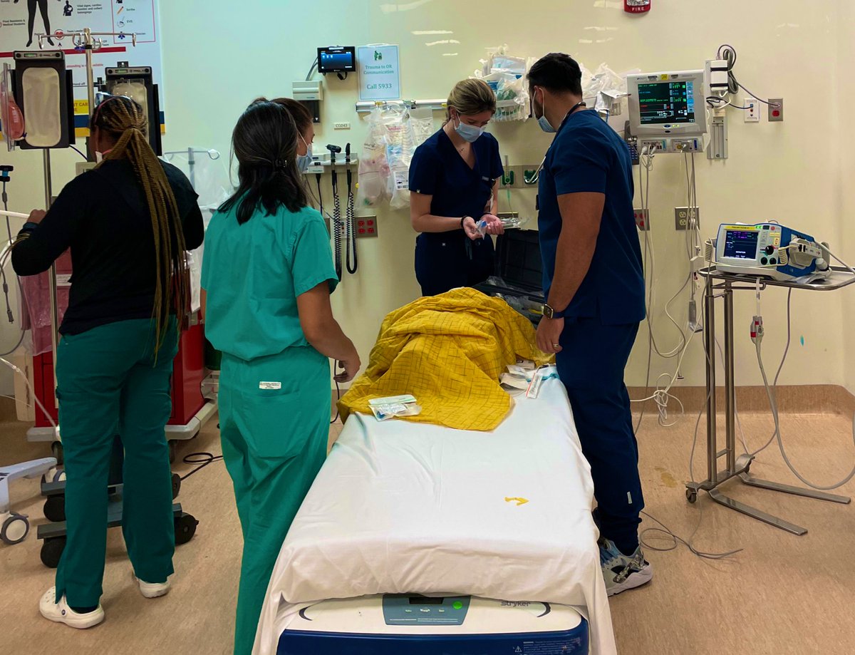 ersimulationdoc's tweet photo. Our interns are here and we are goin’ so hard in the Simulation Center doing procedural training, in-situ Sim, interdisciplinary trauma Sim, and team based training. Welcome to the @StJoesEM fam! #Simulation #emergencymedicine #bootcamp https://t.co/pmiImoU1jT