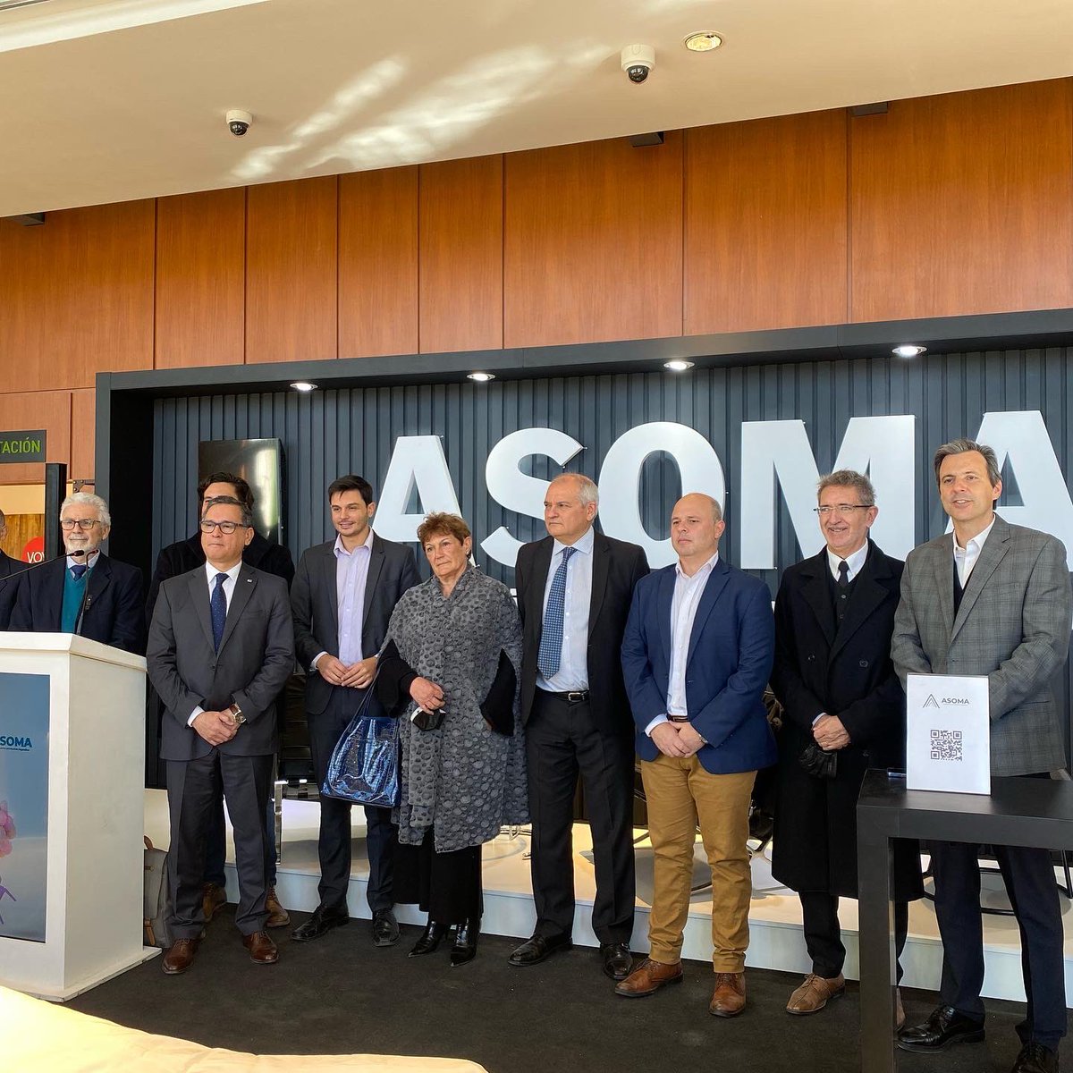 fernandosibilla's tweet photo. Participamos de la inauguración de la 16ma Edición de FIMAR 2022, una feria que una vez más expone todo el potencial de la cadena de valor Foresto Industrial. El mueble de Córdoba, con innovación y diseño, sigue firme en su compromiso de invertir y generar empleo https://t.co/lBFbeNGn3g