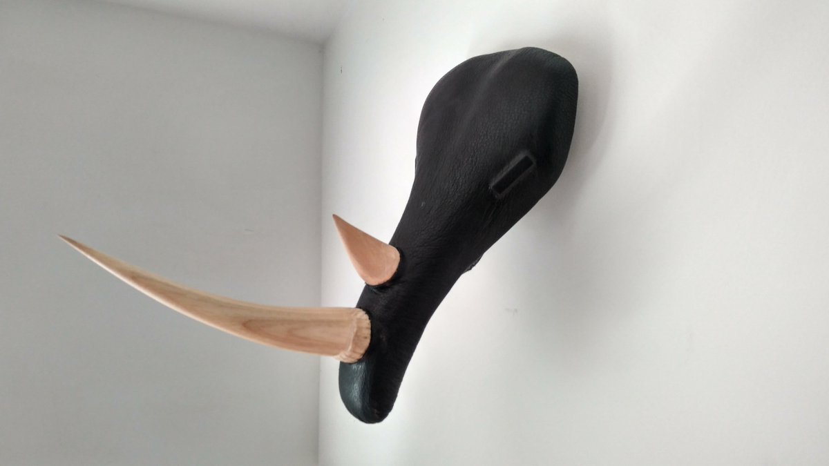 ShepherdPMyers's tweet photo. Rhino head make from a vintage Selle Italia downhill seat. #leatherwork #cycling #bikeseat #bicycle #art #scupture #shepherdmyers #artist #leatherfashion #mtbiking #downhill #vultureculture #rhino #rhinoart #Rhinoceros https://t.co/xGebSkrxOW