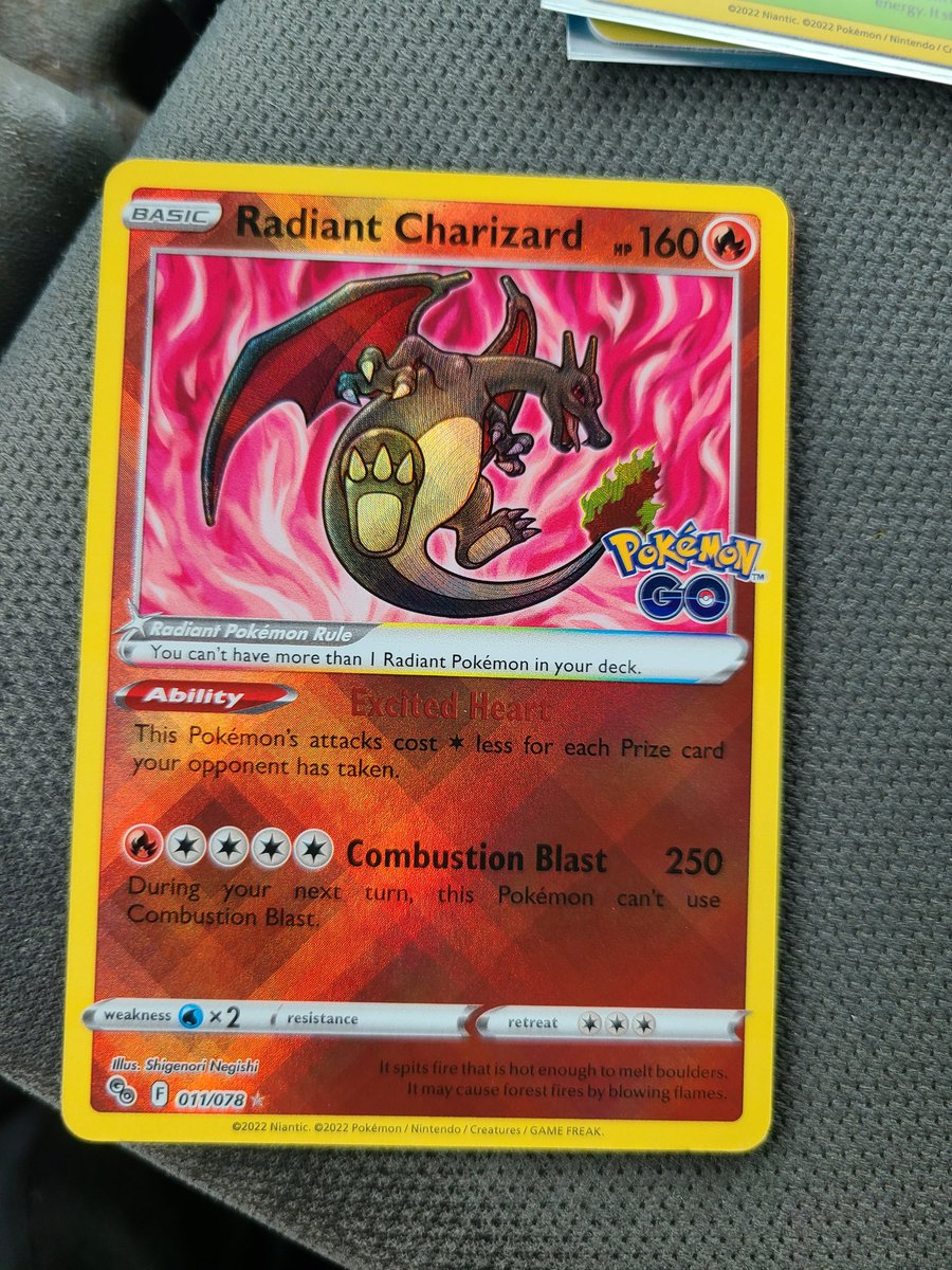 CorruptOSRS's tweet photo. Got some decent pulls recently! https://t.co/r0GvyH56xt