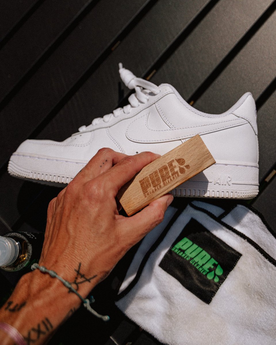PureSNKRCleaner's tweet photo. This is your Reminder, To Purchase some Pure Sneaker Cleaner for your Kicks!🧼🧼🧼
#sneakerhead #hypebeast #shoecleaner #puresneakercleaner #cleanshoes https://t.co/8ugfflKnfD