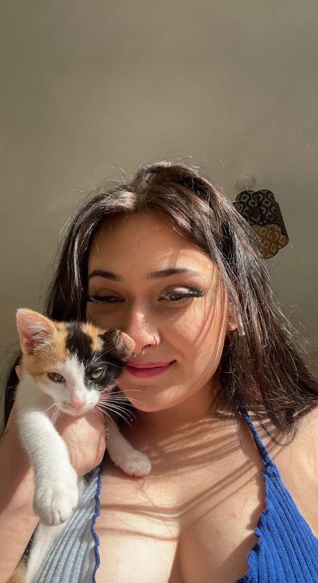 starrterrii's tweet image. &amp;lt;3