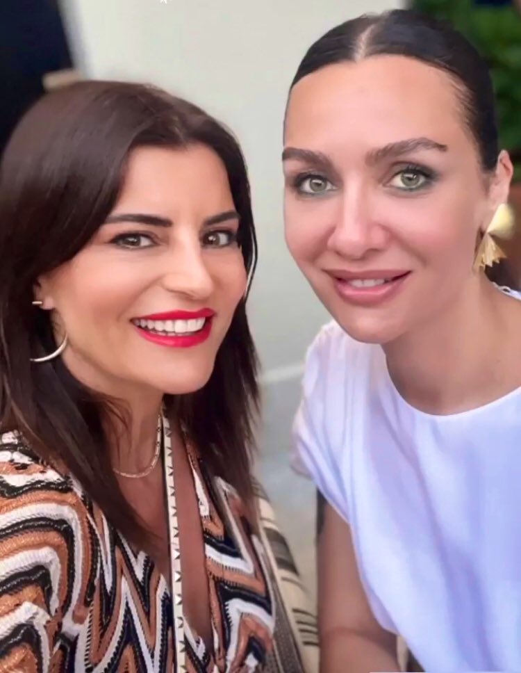 BircefansH's tweet photo. Más imágenes de #BirceAkalay durante la fiesta de ayer 7 de julio celebrada por Prada con ocasión de la apertura de su nueva tienda en Yalikavak Marina. https://t.co/YSqNw4bB1I
