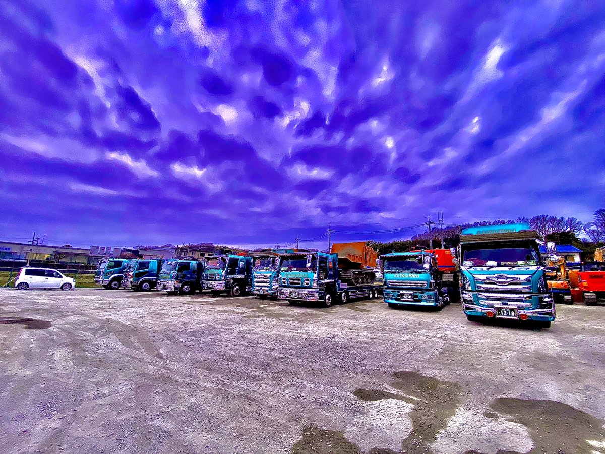 KawamuraIssei's tweet photo. 大型トラック運転手募集
トラック乗りたいって方
一緒に働きませんか？
トラック乗りたいって方は
DMお待ちしてます

未経験でも大丈夫です！

#求人募集
#運転手募集
#トラックドライバー 
#トラック 
#大阪
#茨木市 https://t.co/4R41LItO49