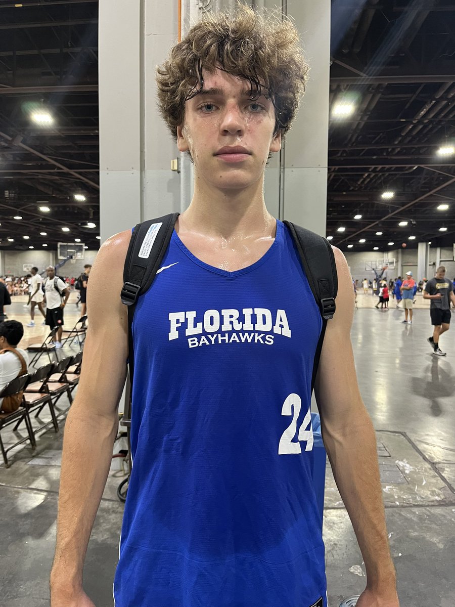 hoopseen's tweet photo. Center, Jonathan Moore for the Florida Bayhawks National team had a solid showing in a 78-40 rout over Team Hard2Guard with 14 points and a big upside to his game. https://t.co/MDCGfdW68A