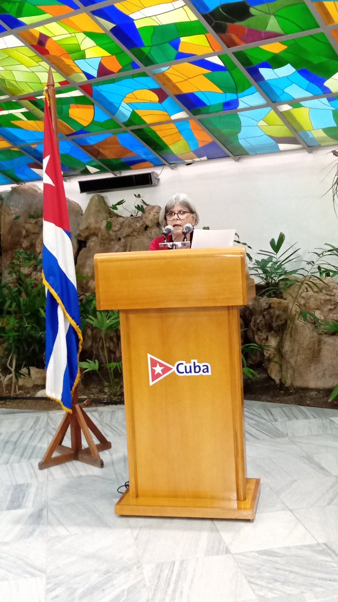 MauryconCuba's tweet photo. Homenaje a los poetas del Caribe en la #IXAPC
Cultura para ser verdaderamente independientes.
#Cuba #Caribe
#CubaPorLaPaz https://t.co/ORGrnw83Qw