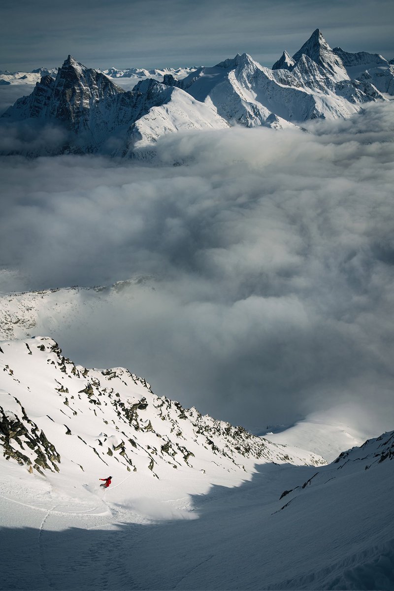 Drop a 🏔 if you can see this 👇