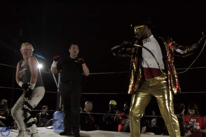 RanWestWrestlin's tweet photo. Legends being Legends...@blklkp #DeathmatchCircus #ICWNHB27 #funbeforecarnage 
📸 Randy Gentry https://t.co/8R7WlVHE8f