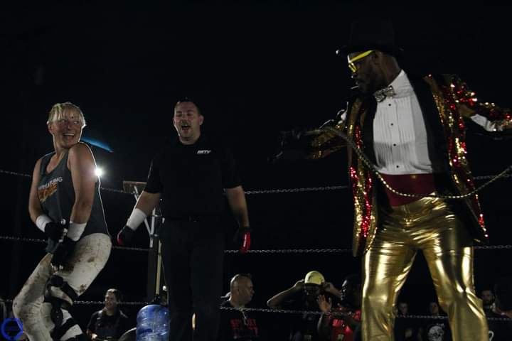 RanWestWrestlin's tweet photo. Legends being Legends...@blklkp #DeathmatchCircus #ICWNHB27 #funbeforecarnage 
📸 Randy Gentry https://t.co/8R7WlVHE8f