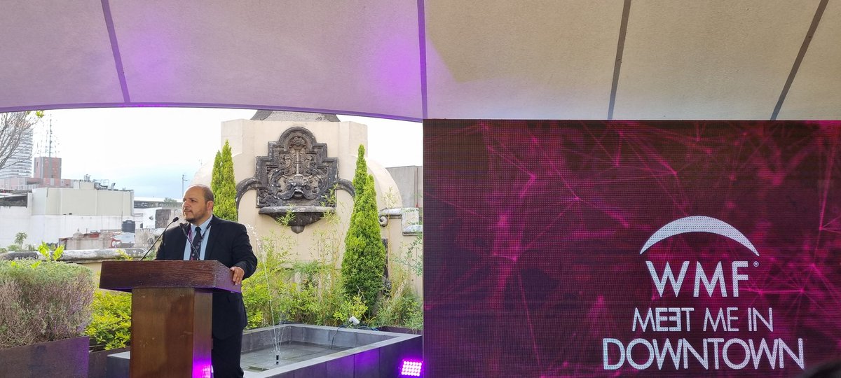 cesacdmx's tweet photo. El Hotel Hampton Inn, la @AsocHotelesCDMX y el #FESCDMX presentes en la inauguración del @WorldMeetingsFo en el Centro Histórico de la Ciudad de México #LaCiudadQueLoTineTodo #MeetMeDowntown #TimeToBelive https://t.co/8qvGHSPrA4