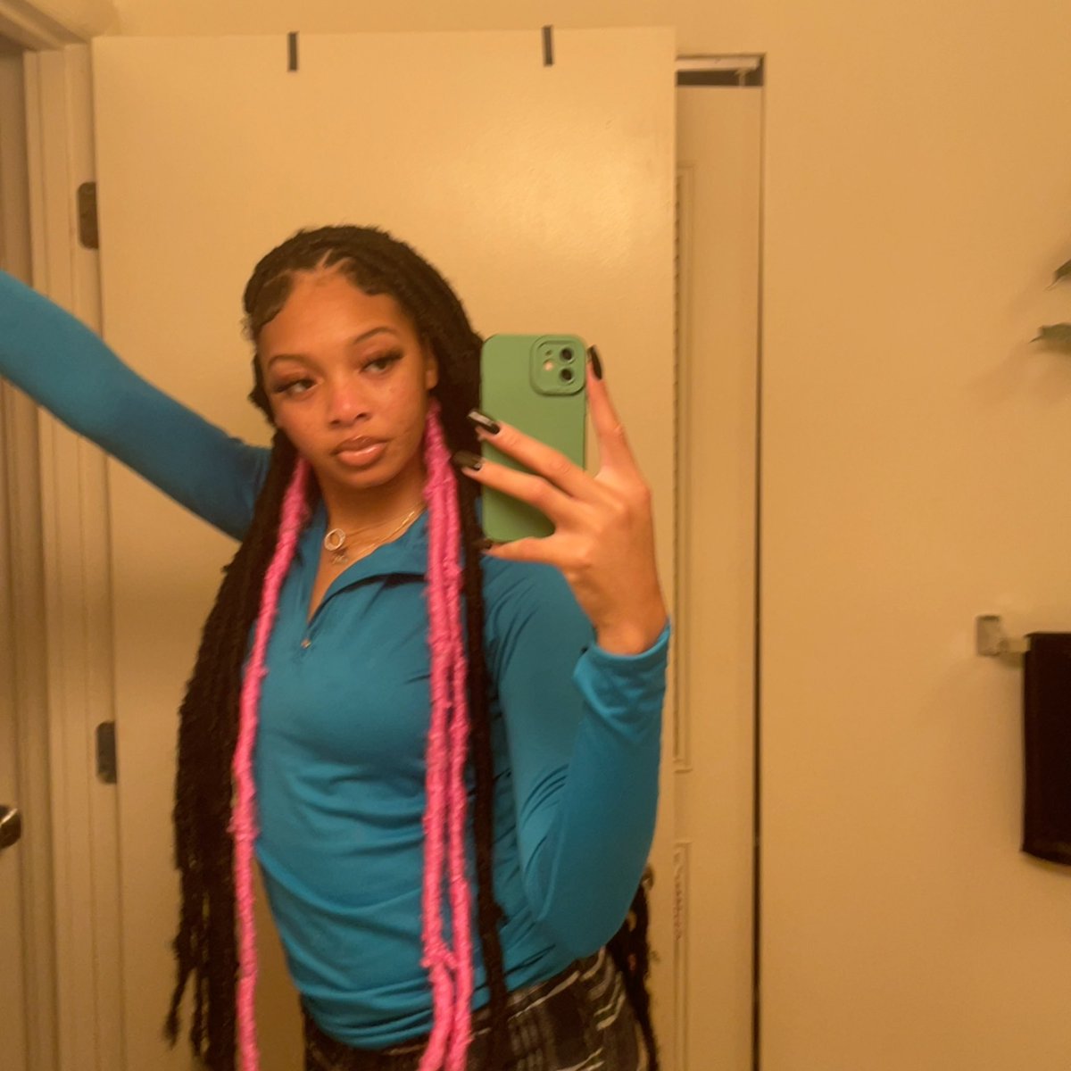 Ashley Tisdale ✨ tweet media