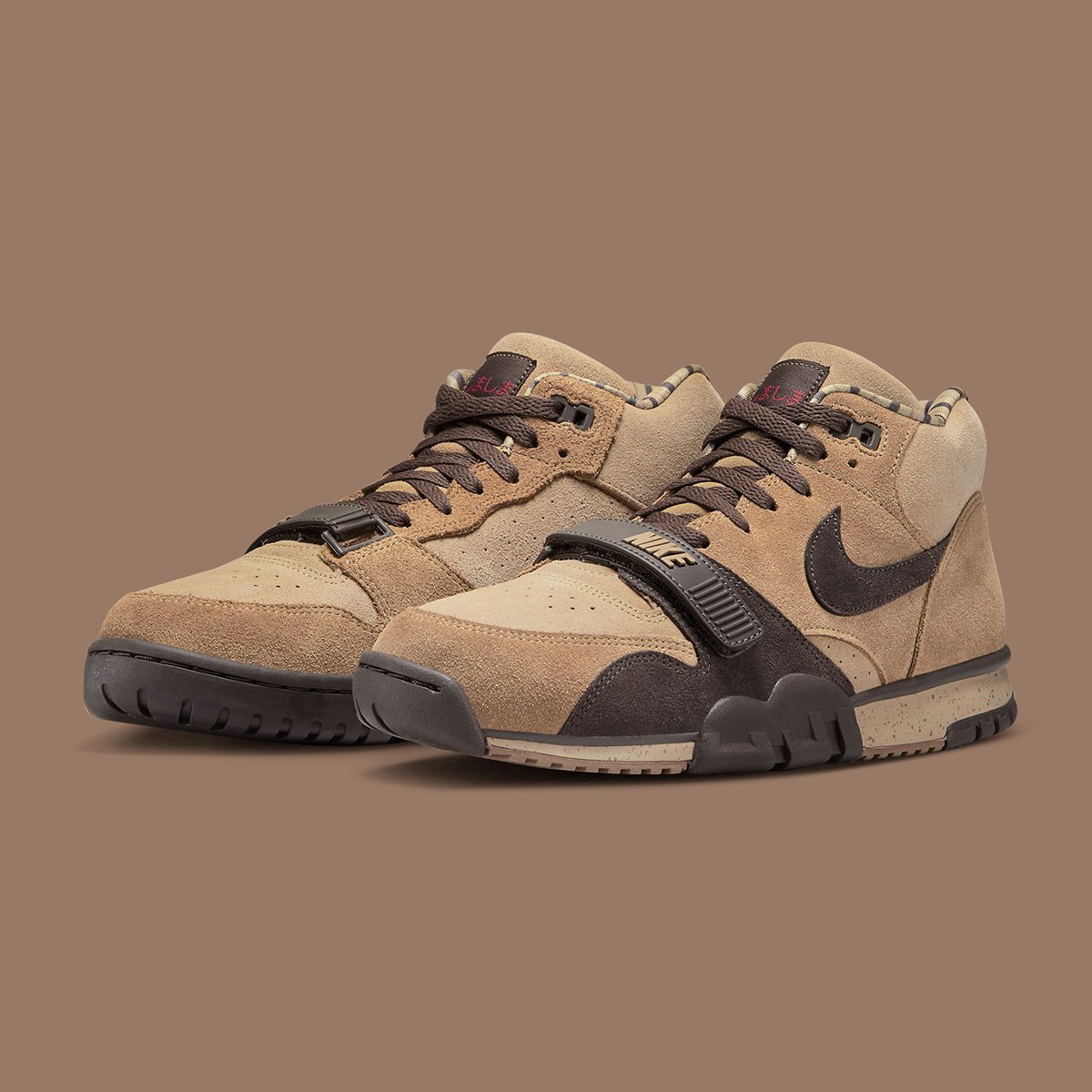 Mitsu_Aizawa's tweet photo. 【First Look】
Nike Air Trainer 1 “Taupe”
2022年7月16日発売予定👟
#nike #trainer1 https://t.co/j31m2tHsep