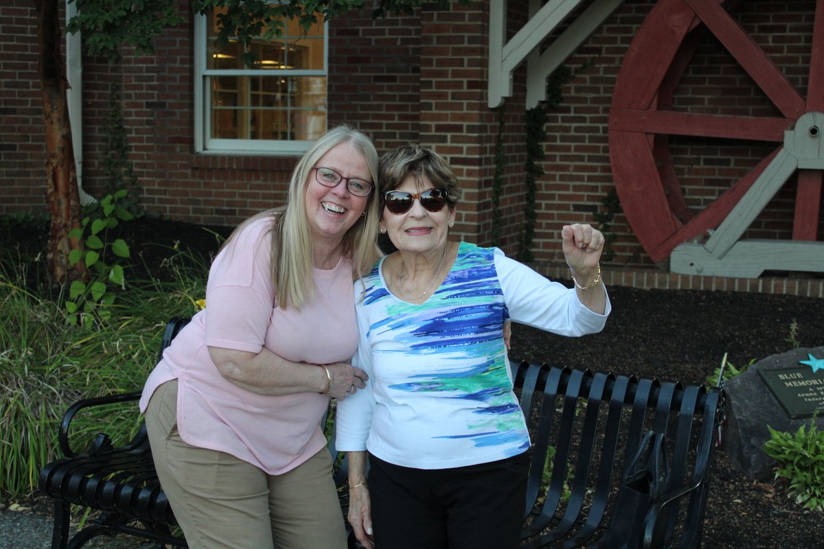 PerintonRec's tweet image. 78RPM entertained the crowd at Kennelley Park Thursday night as part of the Gazebo Concert Series. The series is co-presented by the Town of Perinton and the Fairport Public Library. 198th Army Band takes the stage Thursday, July 14, at 7 p.m.