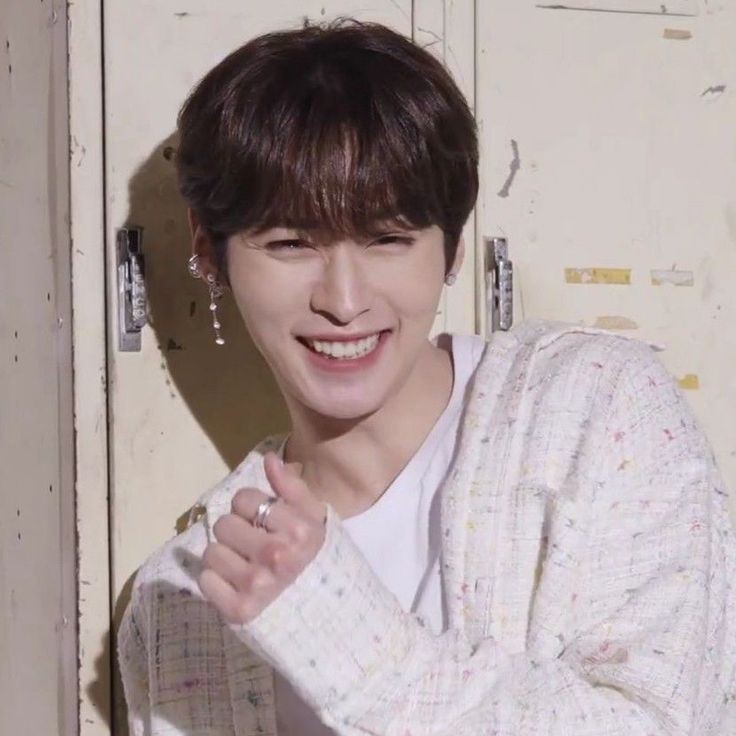 Jenn0bot's tweet image. No es mi novio aún pero pronto lo será :D