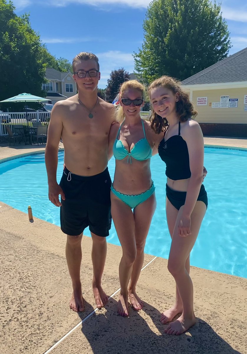 PlanAhead_'s tweet photo. ☀️Family❤️ 

#summer #NewYork #family https://t.co/bI5oN8xv8B